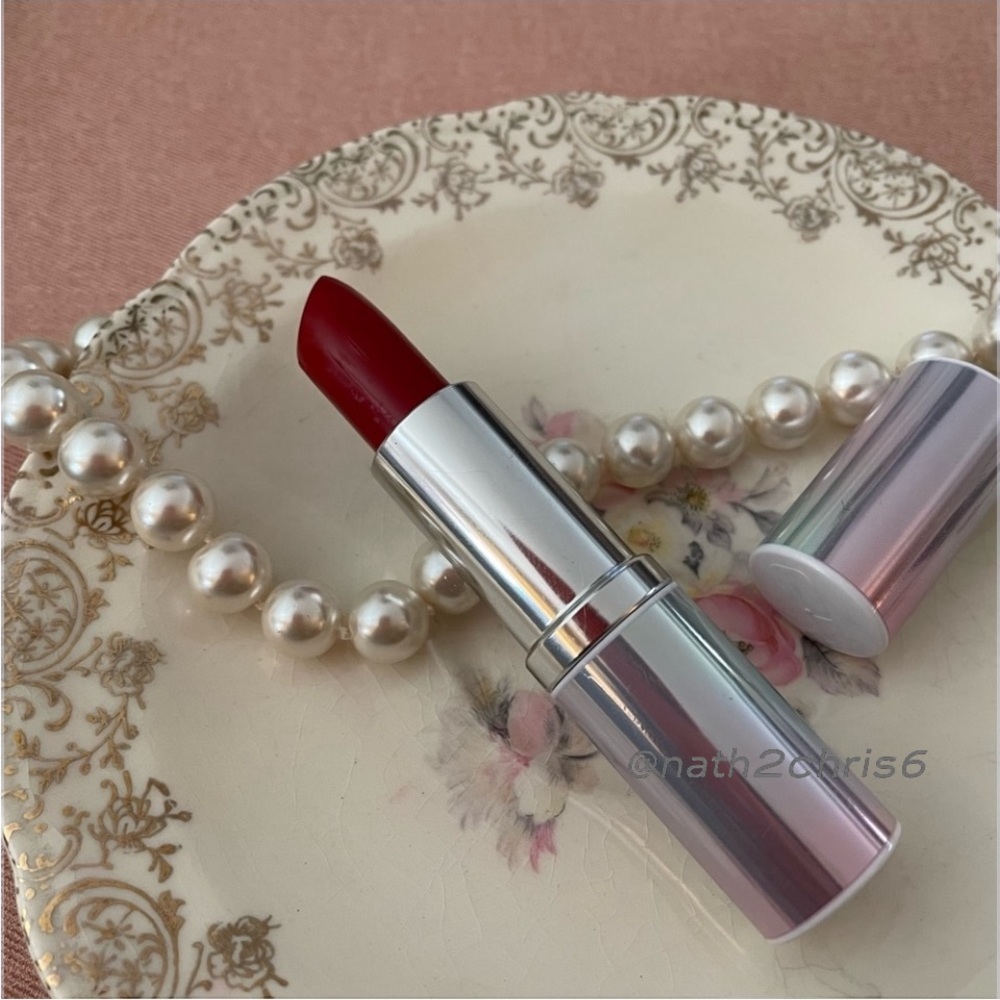 Clinique lipstick in Passion Pop new - Picture 5 of 10